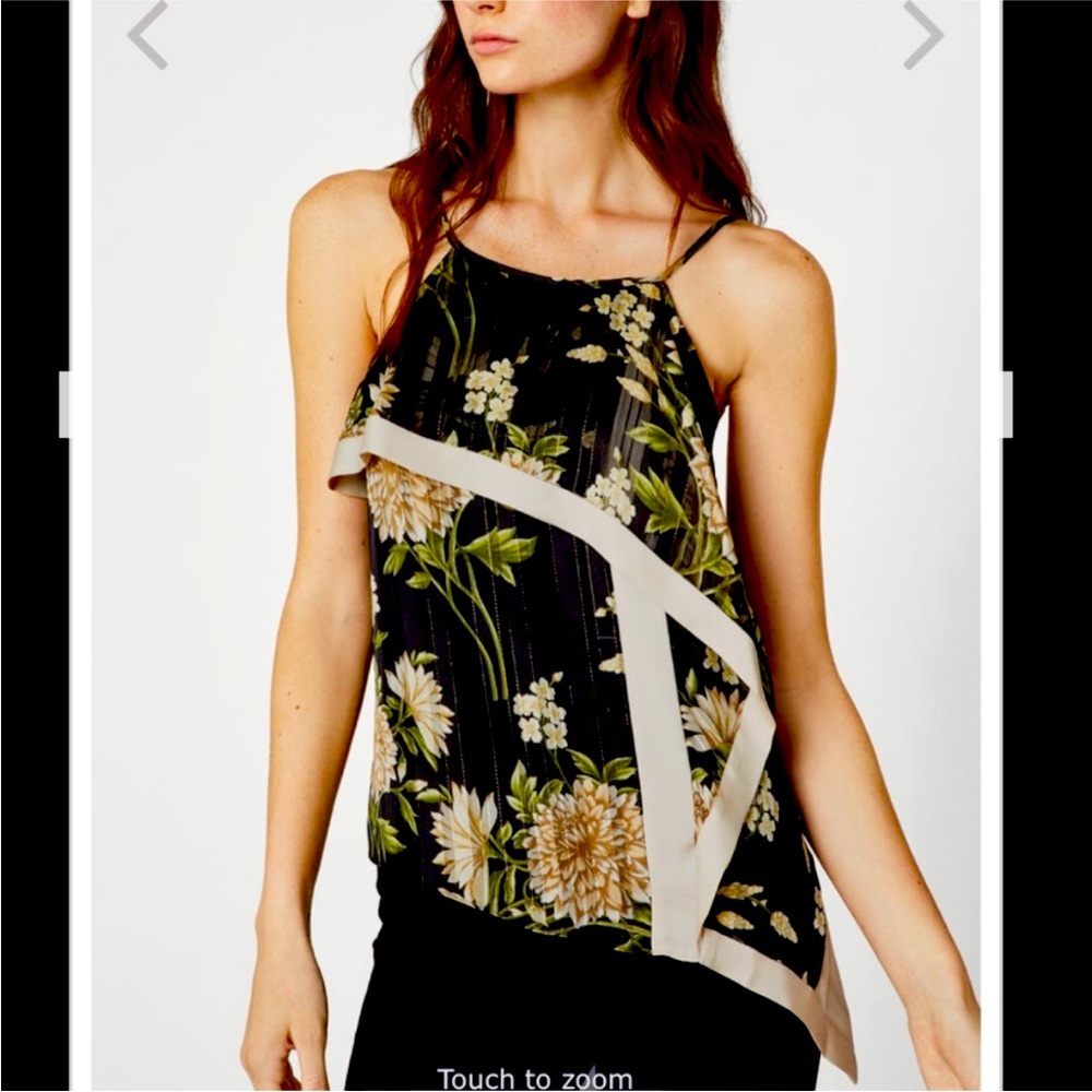 Beautiful Bcbg Maxzaria top in great condition